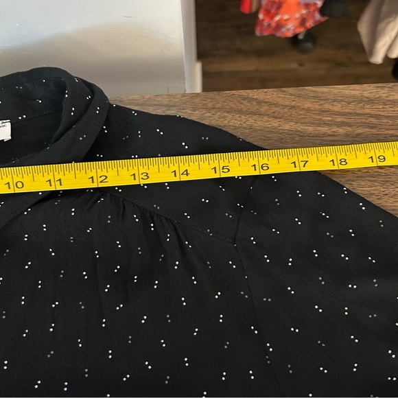 In every story Black Button-Up Women's Top 1X - Picture 8 of 11